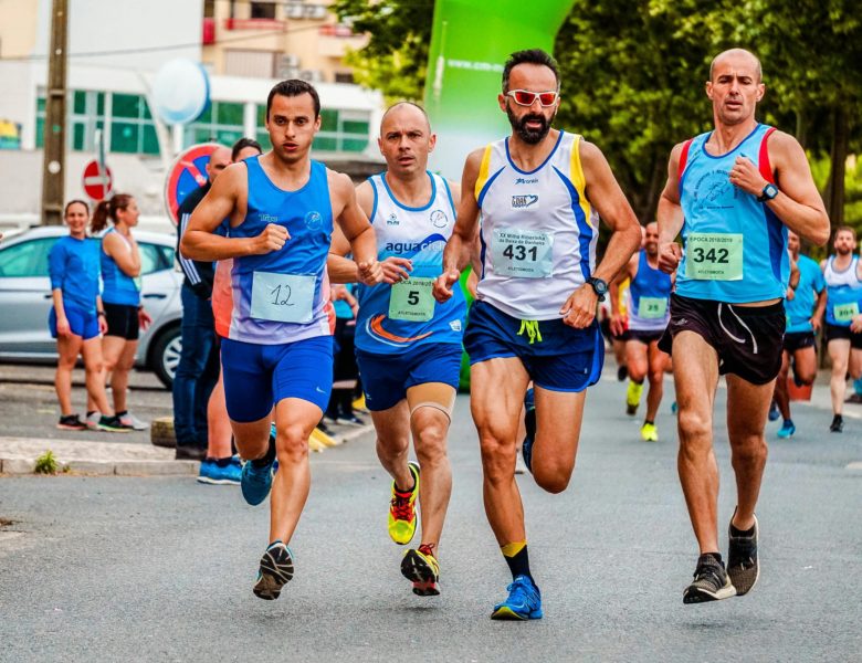 Runway Rush: 1,700 Runners Race Through Gatwick Airport